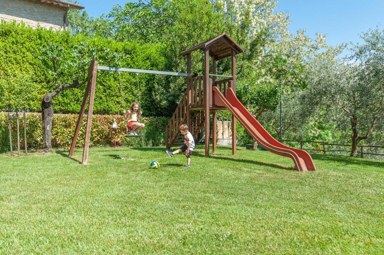Agriturismo Le Dolci Colline Valfabbrica Exterior photo